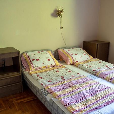 Pavai Apartman Hajdúszoboszló Buitenkant foto