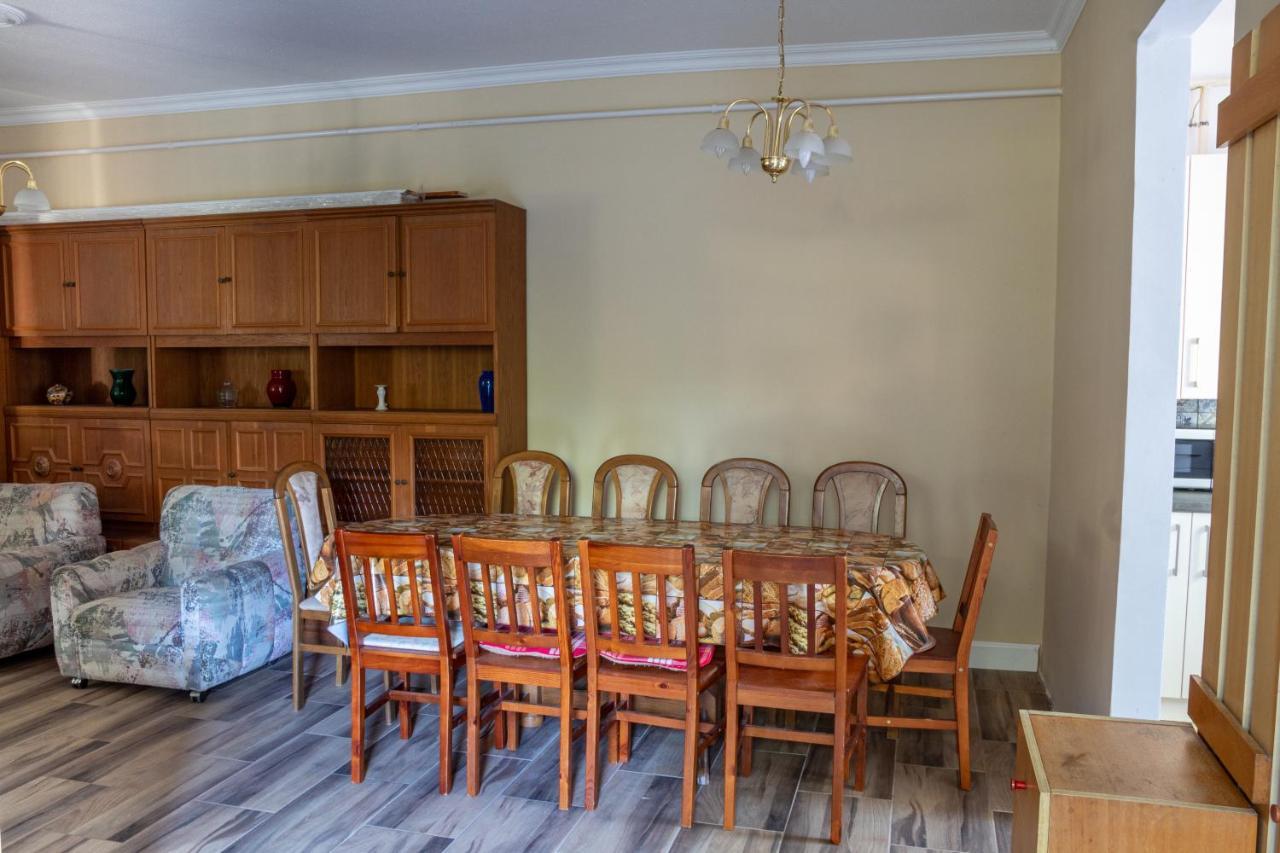 Pavai Apartman Hajdúszoboszló Buitenkant foto